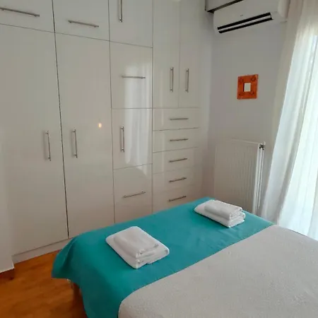 아파트 Think Home, Exploring The Center Of
